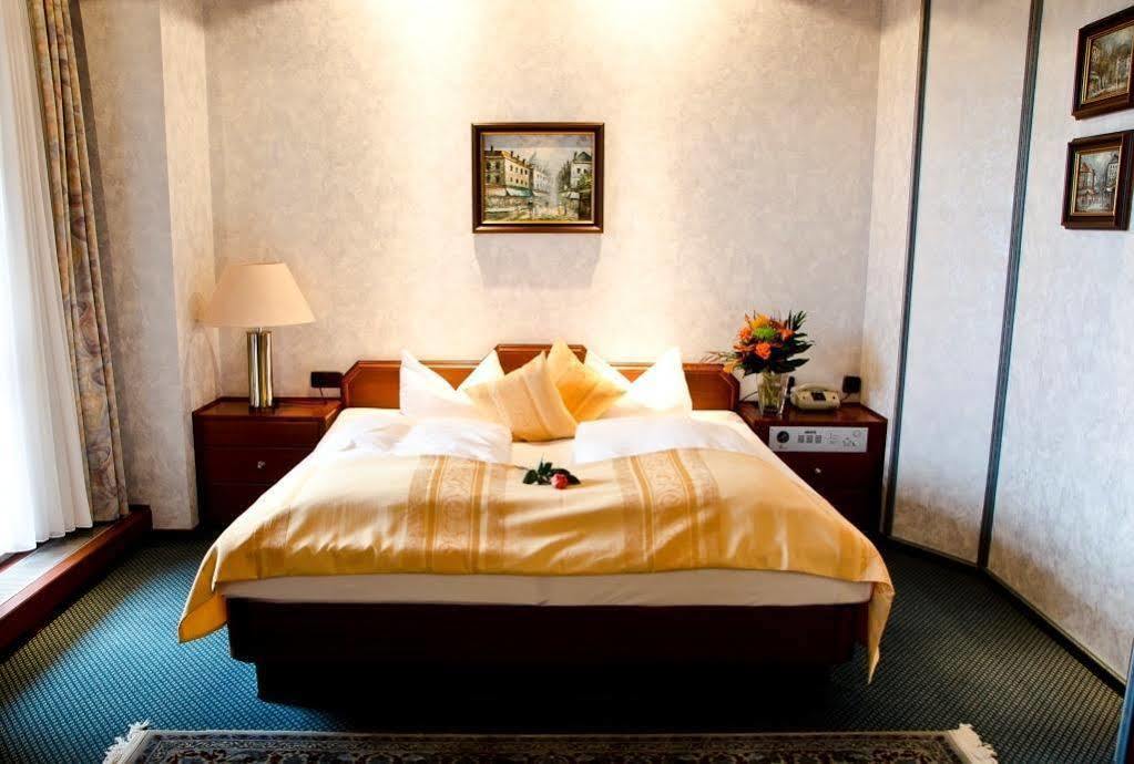 Arotel Best Living Nuernberg Quarto foto